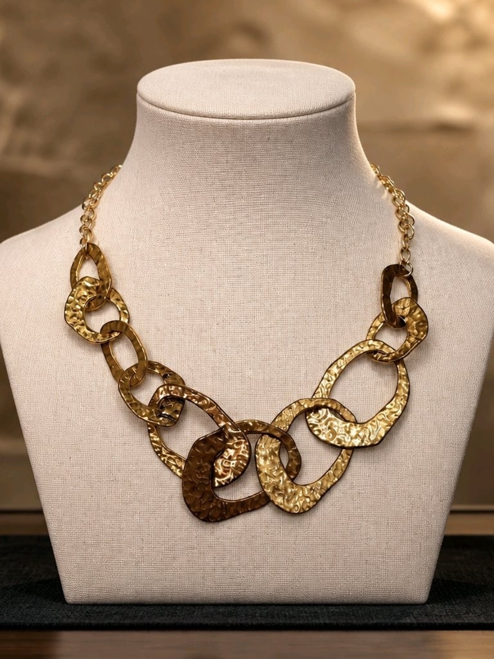 Juicy Couture Hammered Gold Link Necklace 22"-  #c63